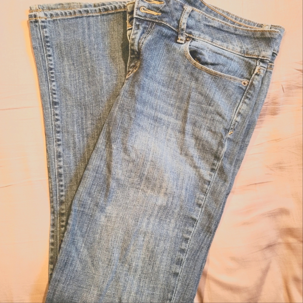 10L Gap essential bootcut jeans
